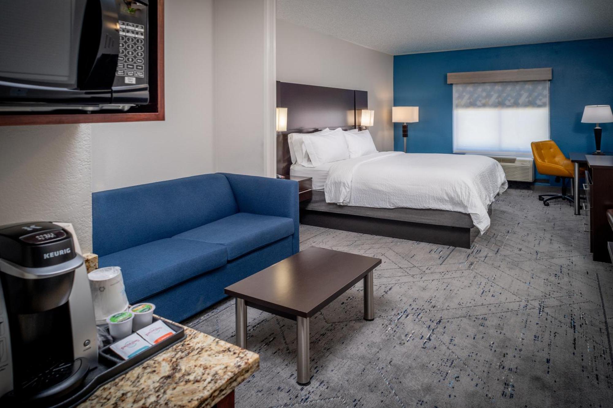 Holiday Inn Express & Suites Cross Lanes By Ihg Exterior foto
