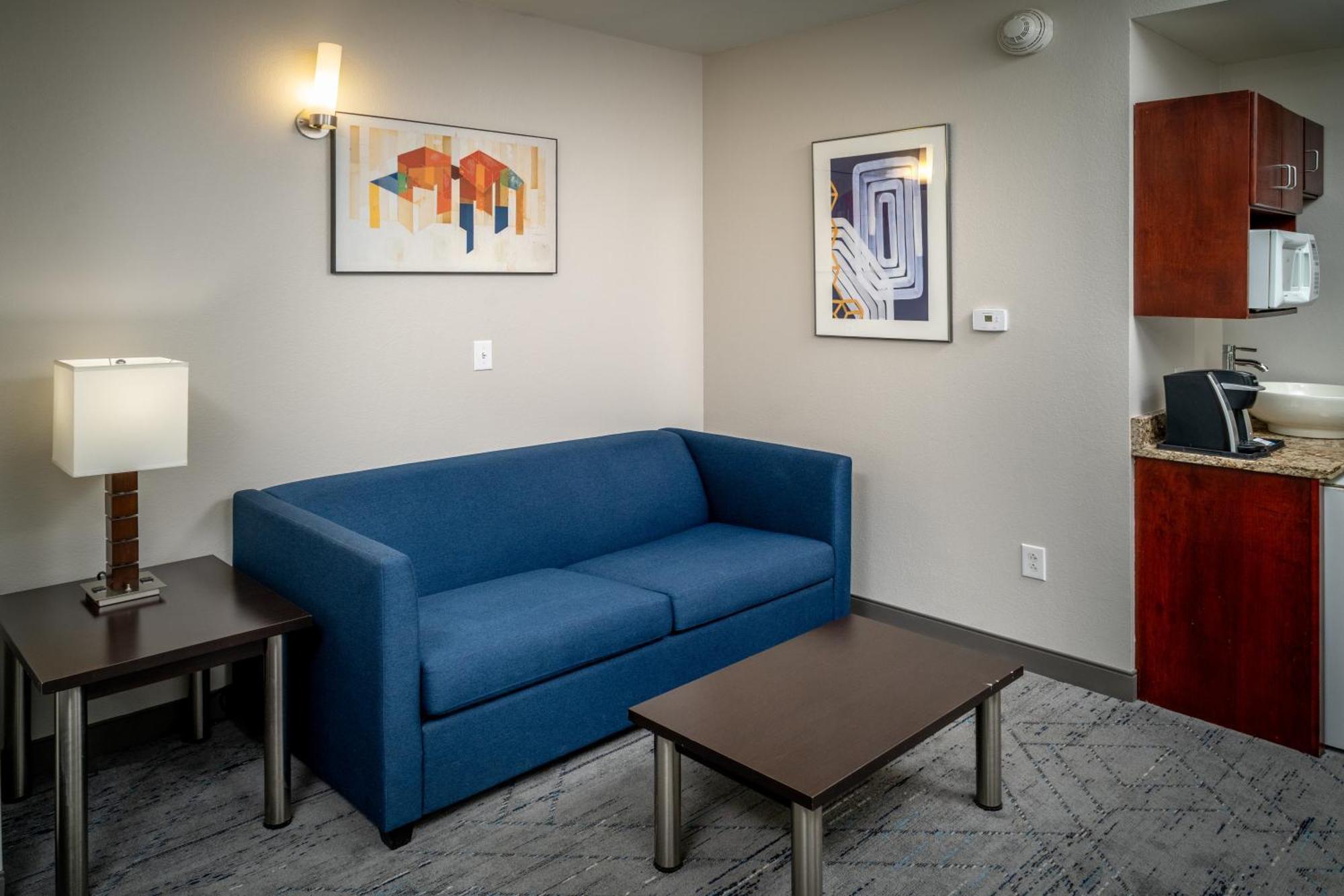 Holiday Inn Express & Suites Cross Lanes By Ihg Exterior foto
