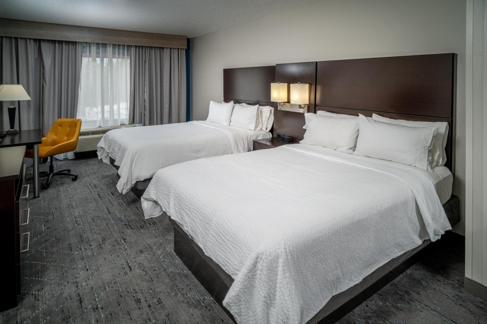 Holiday Inn Express & Suites Cross Lanes By Ihg Exterior foto