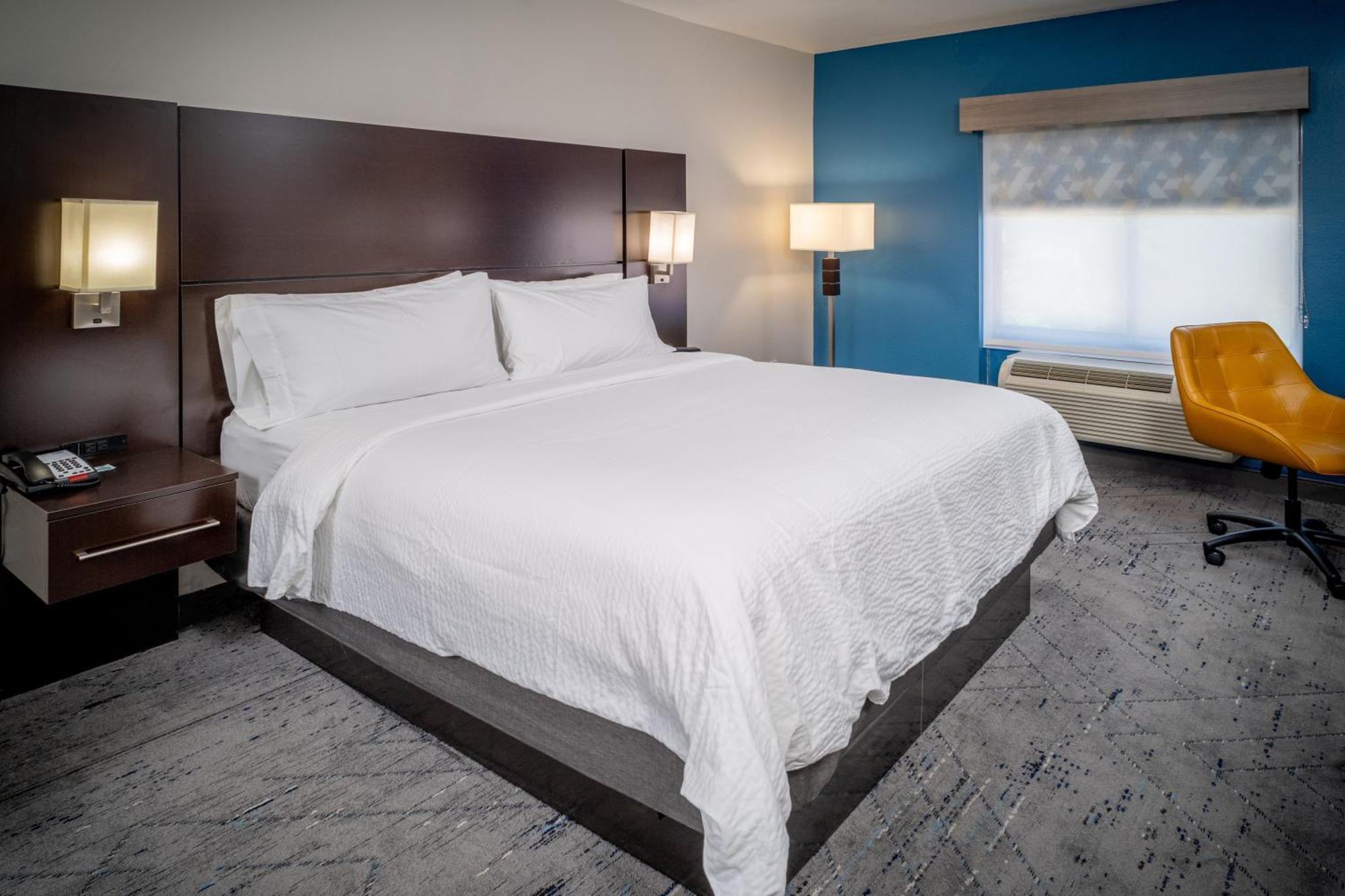 Holiday Inn Express & Suites Cross Lanes By Ihg Exterior foto