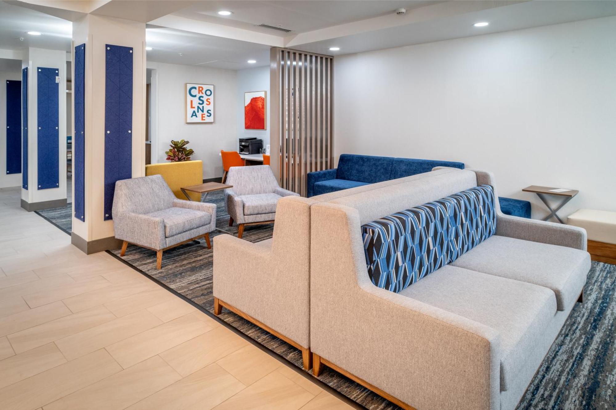 Holiday Inn Express & Suites Cross Lanes By Ihg Exterior foto