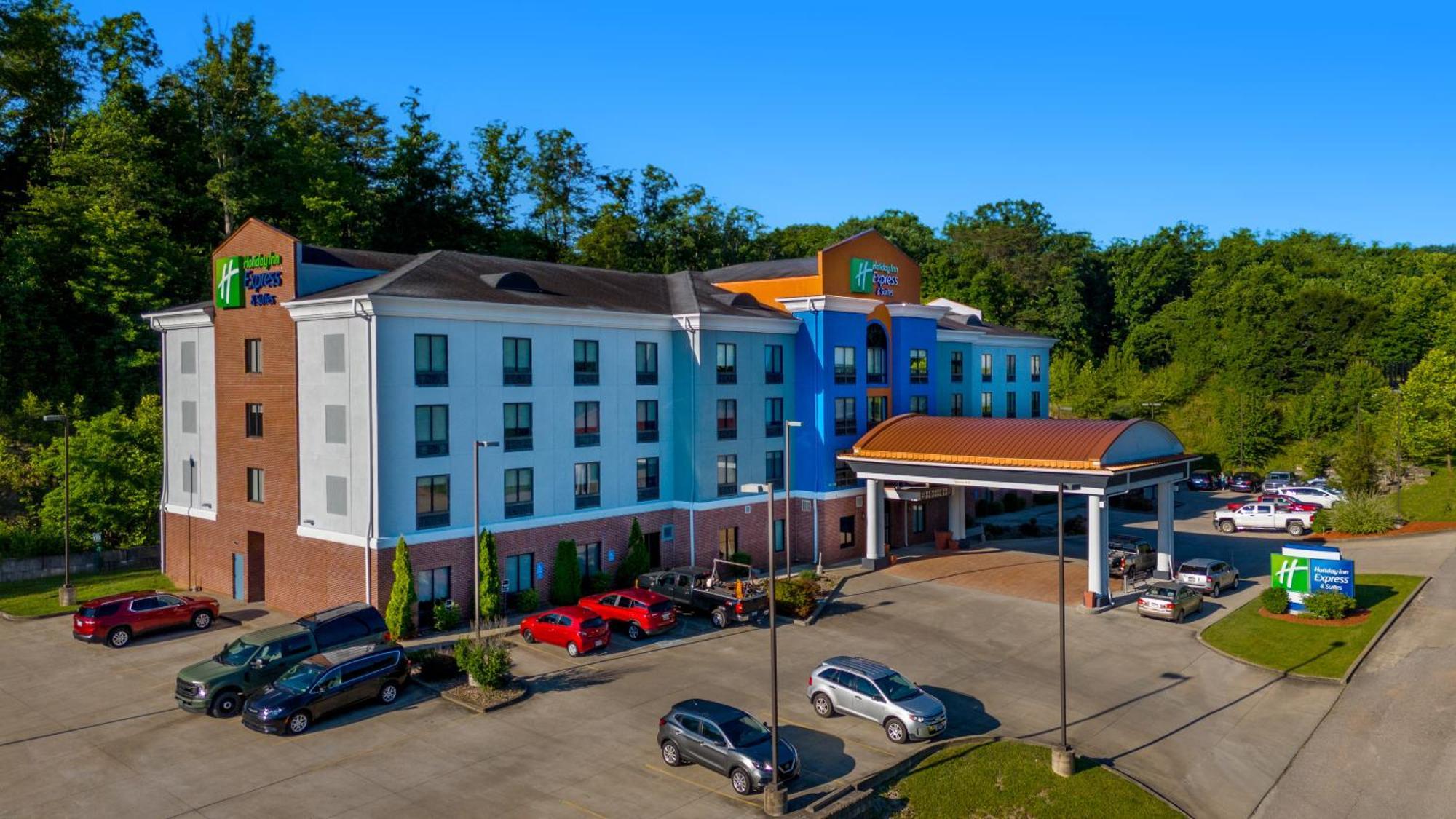 Holiday Inn Express & Suites Cross Lanes By Ihg Exterior foto